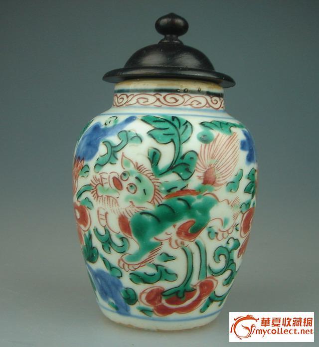 顺治青花五彩狮子穿花纹罐