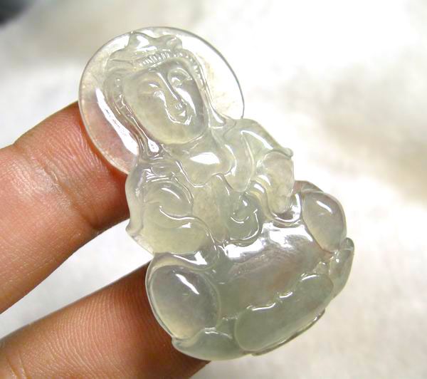 ★寒宫冰玉★老坑冰种翡翠观音_★寒宫冰玉★老坑冰种翡翠观音价格_★寒宫冰玉★老坑冰种翡翠观音图片_来自藏友q168cn_玉器_地摊交易_华夏收藏网 cang.com