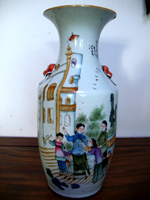 洪步余时装人物大瓶图片_来自藏友麻布侠_瓷器_地摊交易_华夏收藏网