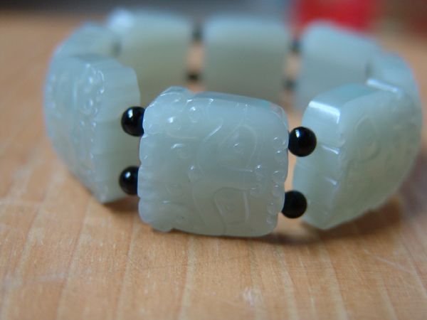 和田玉兽面手链_和田玉兽面手链价格_和田玉兽面手链图片_来自藏友zzlxb_玉器_地摊交易_华夏收藏网 cang.com