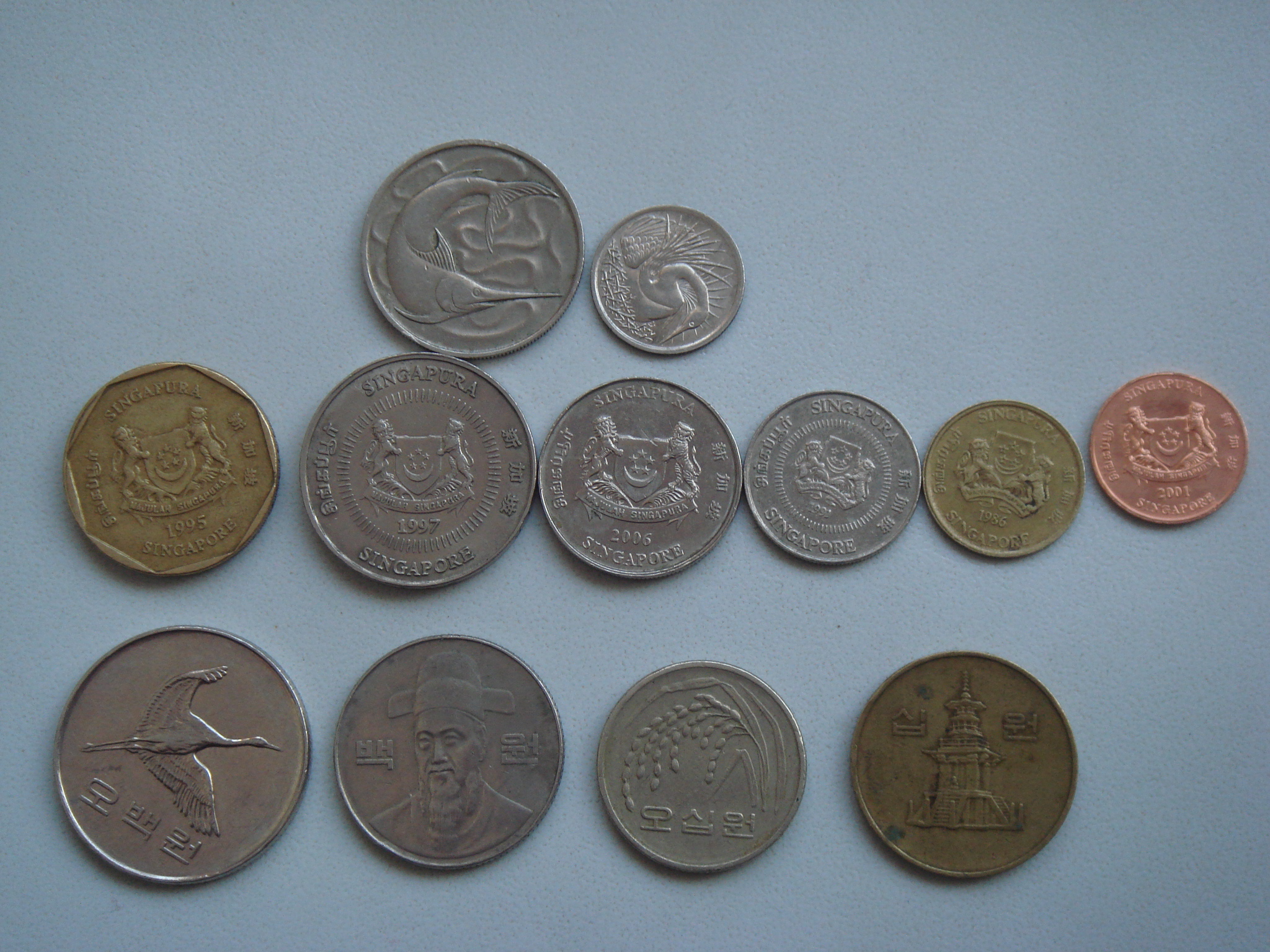 新加坡和韩国硬币和纪念币_新加坡和韩国硬币