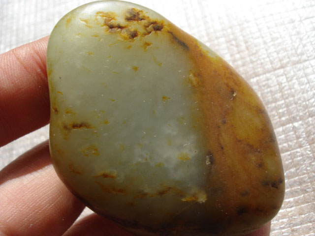 和田玉黄皮籽料