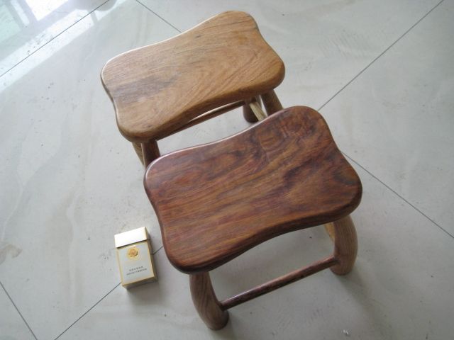 越南黄花梨小凳子--便宜哦_越南黄花梨小凳子