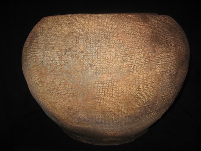 精品西周原始瓷米筛纹大洗，_精品西周原始瓷米筛纹大洗，价格_精品西周原始瓷米筛纹大洗，图片_来自藏友艺剑_瓷器_地摊交易_华夏收藏网 cang.com