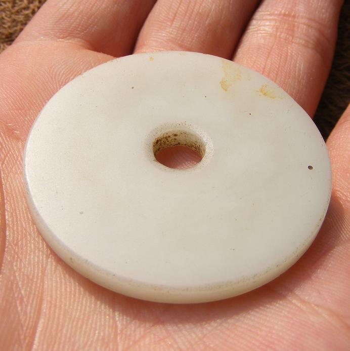 跑地皮--超级漂亮 宁静纯洁 清代老白色琉璃小