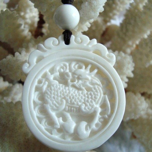 天然红玛瑙马眼佩(右)_天然红玛瑙马眼佩(右)价格_天然红玛瑙马眼佩(右)图片_来自藏友rebn_珠宝_地摊交易_华夏收藏网 cang.com