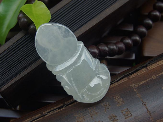 糯冰地观音_糯冰地观音价格_糯冰地观音图片_来自藏友李玉堂_玉器_地摊交易_华夏收藏网 cang.com