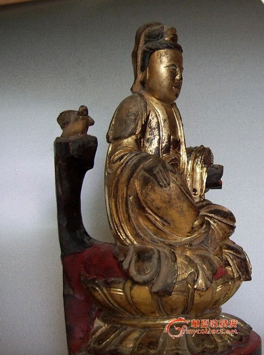 地摊交易区所展示的物品交易信息,其真实性、准确性和合法性由信息发布人负责,华夏收藏网不承担任何法律责任。 华夏收藏网有两种交易模式,1、买卖双方私下协商自行交易;2、买卖双方委托华夏收藏网代理交易。 凡是用户私下交易免费,但本网不承担任何责任。华夏收藏网提醒:为保障您的利益,推荐您选择委托华夏收藏网代理交易,具体安全交易方法如下: 代理交易其运作的实质是以华夏收藏网为货与款转移的中介,提供让买卖双方都放心货款转移的一种服务。 1、买卖双方通过看图、交流达成交易意向,买家将货款作为押金汇至本网,本网收到押金