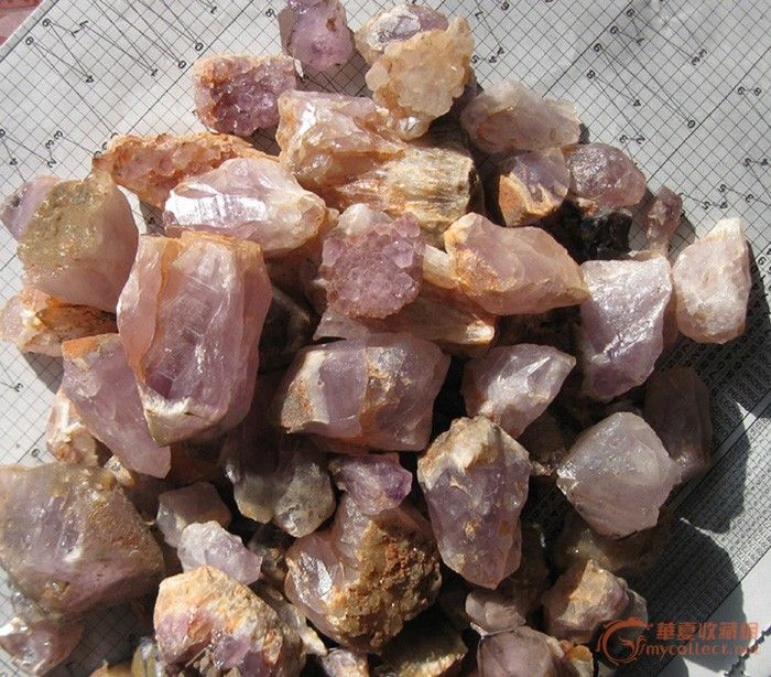 一块相对生长的天然紫水晶原石_一块相对生长