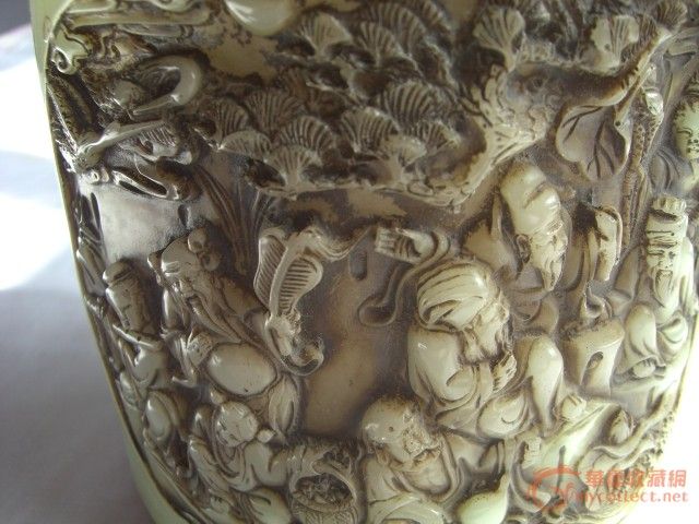 地摊交易区所展示的物品交易信息,其真实性、准确性和合法性由信息发布人负责,华夏收藏网不承担任何法律责任。 华夏收藏网有两种交易模式,1、买卖双方私下协商自行交易;2、买卖双方委托华夏收藏网代理交易。 凡是用户私下交易免费,但本网不承担任何责任。华夏收藏网提醒:为保障您的利益,推荐您选择委托华夏收藏网代理交易,具体安全交易方法如下: 代理交易其运作的实质是以华夏收藏网为货与款转移的中介,提供让买卖双方都放心货款转移的一种服务。 1、买卖双方通过看图、交流达成交易意向,买家将货款作为押金汇至本网,本网收到押金