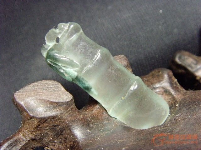 顶级冰种翡翠-顶级冰种翡翠价格-顶级冰种翡翠图片，来自藏友古玩宝贝-玉器-地摊交易-华夏收藏网