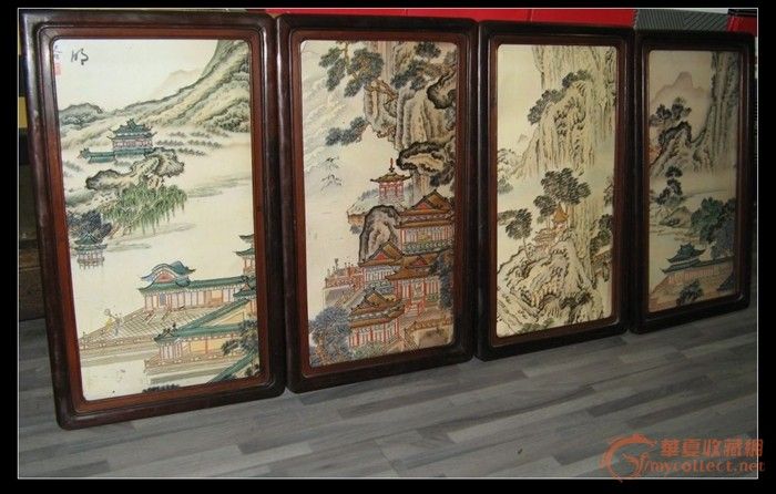 地摊交易区所展示的物品交易信息,其真实性、准确性和合法性由信息发布人负责,华夏收藏网不承担任何法律责任。 华夏收藏网有两种交易模式,1、买卖双方私下协商自行交易;2、买卖双方委托华夏收藏网代理交易。 凡是用户私下交易免费,但本网不承担任何责任。华夏收藏网提醒:为保障您的利益,推荐您选择委托华夏收藏网代理交易,具体安全交易方法如下: 代理交易其运作的实质是以华夏收藏网为货与款转移的中介,提供让买卖双方都放心货款转移的一种服务。 1、买卖双方通过看图、交流达成交易意向,买家将货款作为押金汇至本网,本网收到押金