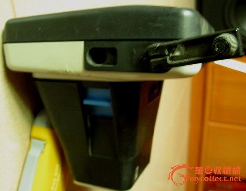 相机(美国 早期出的一步成像照像机)还带有没拍