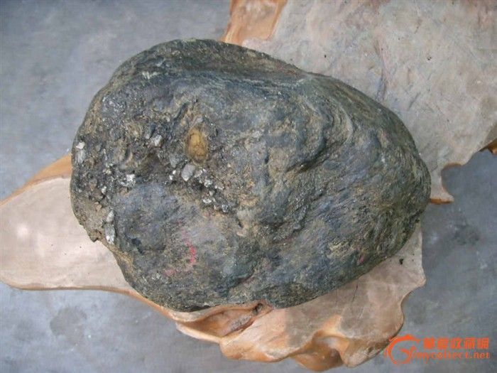 5900克缅甸黑钨砂全赌石-5900克缅甸黑钨砂全