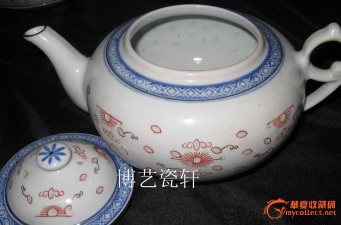 文革瓷;景德镇青花玲珑加彩27头扁茶具(咖啡具