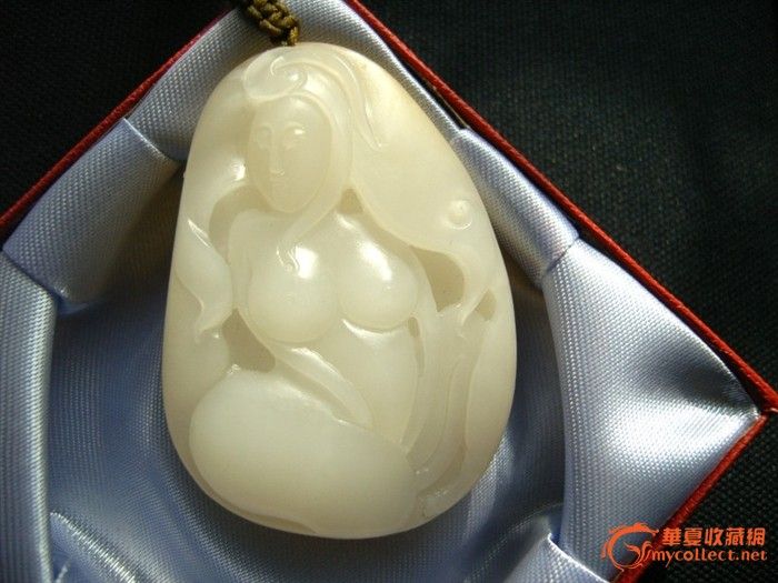 阔气的俄料大牌子外搭一个大籽籽_阔气的俄料