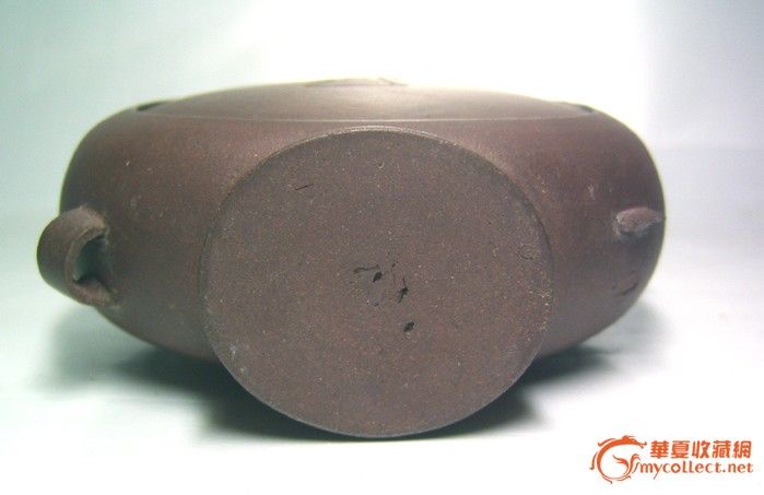 清康熙:紫砂绳系穿带扁壶(兵器纹)_清康熙:紫砂