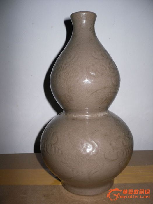 单色釉葫芦瓶