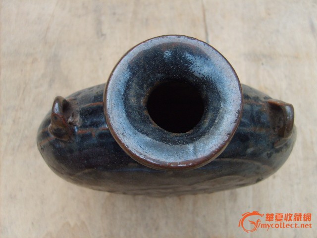 清代酱釉树叶纹扁壶_清代酱釉树叶纹扁壶价格_清代酱
