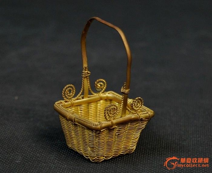 一只铜丝编制的小花篮_一只铜丝编制的小花篮价格_一只铜丝编制的小花篮图片_来自藏友凝香山房_杂项_地摊交易_华夏收藏网 cang.com