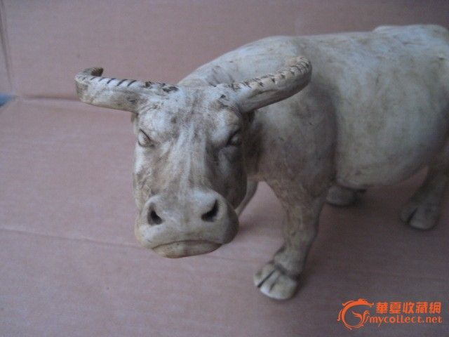 地摊交易区所展示的物品交易信息,其真实性、准确性和合法性由信息发布人负责,华夏收藏网不承担任何法律责任。 华夏收藏网有两种交易模式,1、买卖双方私下协商自行交易;2、买卖双方委托华夏收藏网代理交易。 凡是用户私下交易免费,但本网不承担任何责任。华夏收藏网提醒:为保障您的利益,推荐您选择委托华夏收藏网代理交易,具体安全交易方法如下: 代理交易其运作的实质是以华夏收藏网为货与款转移的中介,提供让买卖双方都放心货款转移的一种服务。 1、买卖双方通过看图、交流达成交易意向,买家将货款作为押金汇至本网,本网收到押金
