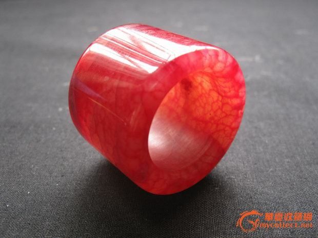 高红玛瑙玉扳指_高红玛瑙玉扳指价格_高红玛瑙玉扳指图片_来自藏友瑶乡百姓古玩_玉器_地摊交易_华夏收藏网 cang.com