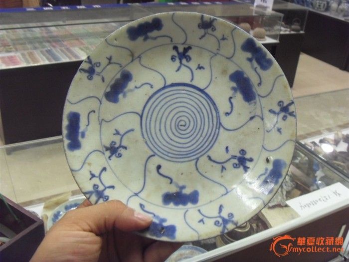 产地皮收来绝对保真到清朝雍正时期的青花瓷盘