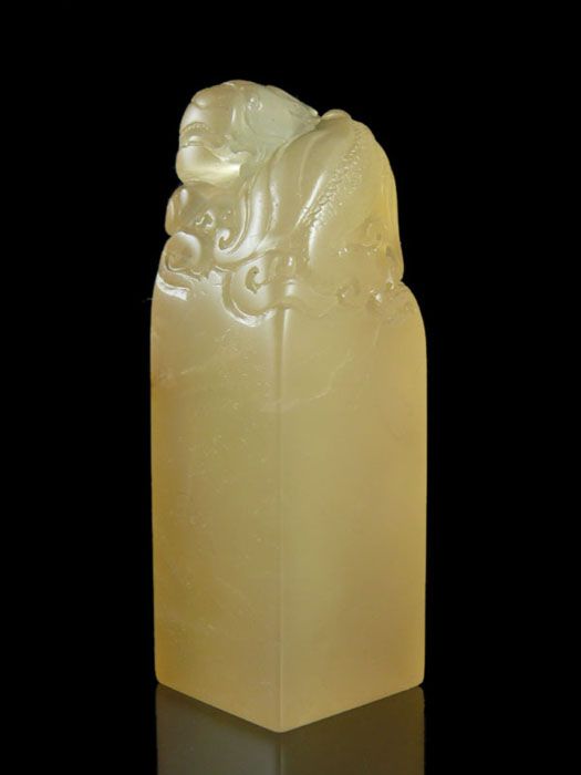 青海黄荔枝冻石☆青海黄荔枝冻石精雕印章☆敖龙钮章6812