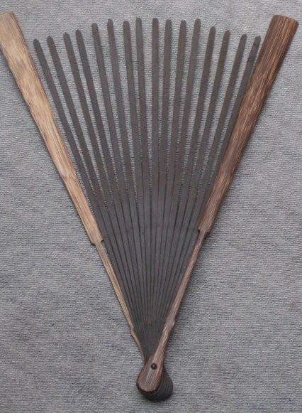 5寸18档 棕竹 琵琶头 扇骨(老乌木小骨)