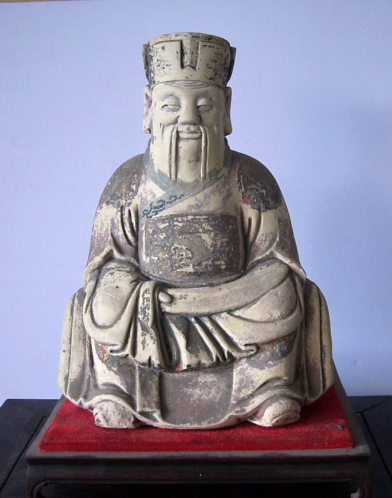 明末清初,白泥塑 土地爷 一品当朝 高29.5宽22 价2300