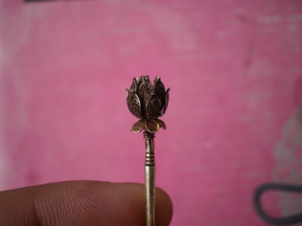 稀有的老银鎏金莲花形权仗