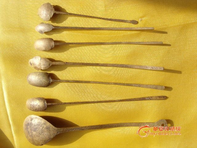 几个出土的金勺子