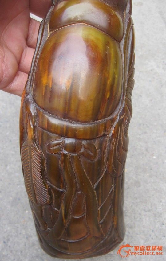 犀牛角精雕人物摆件