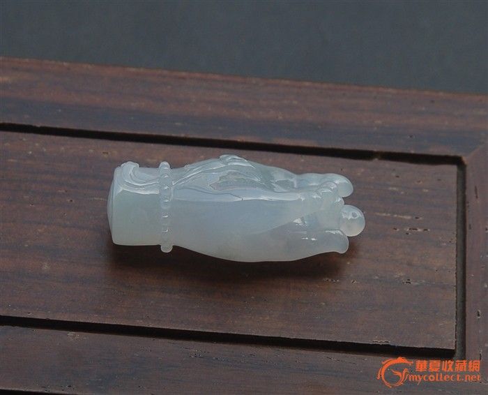 天然翡翠a货【 玉观音手 】