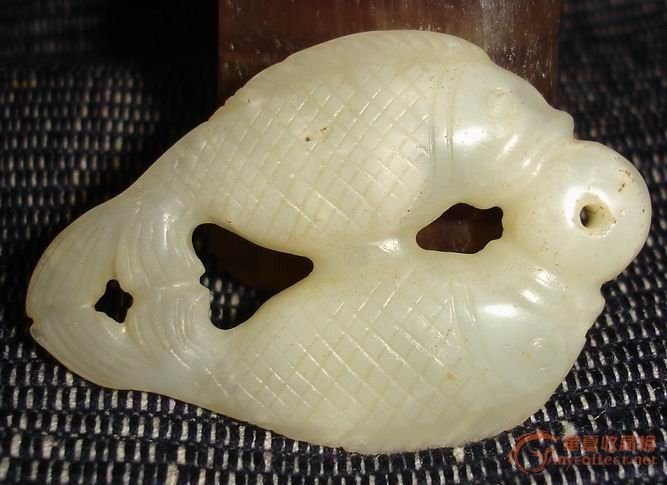 辽金和田白玉双鱼佩