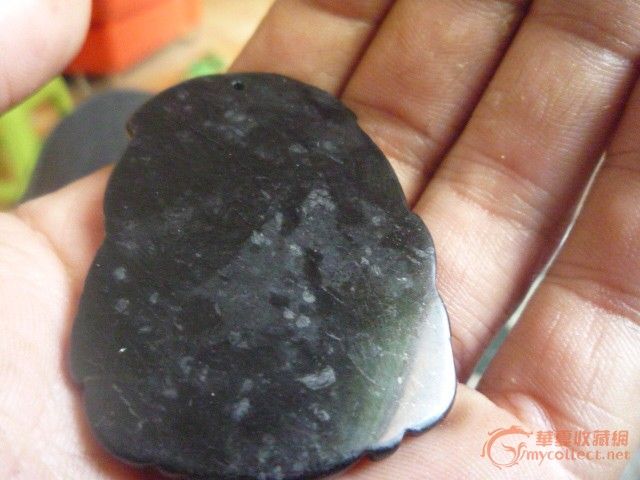 和田墨绿玉细料--马上封侯