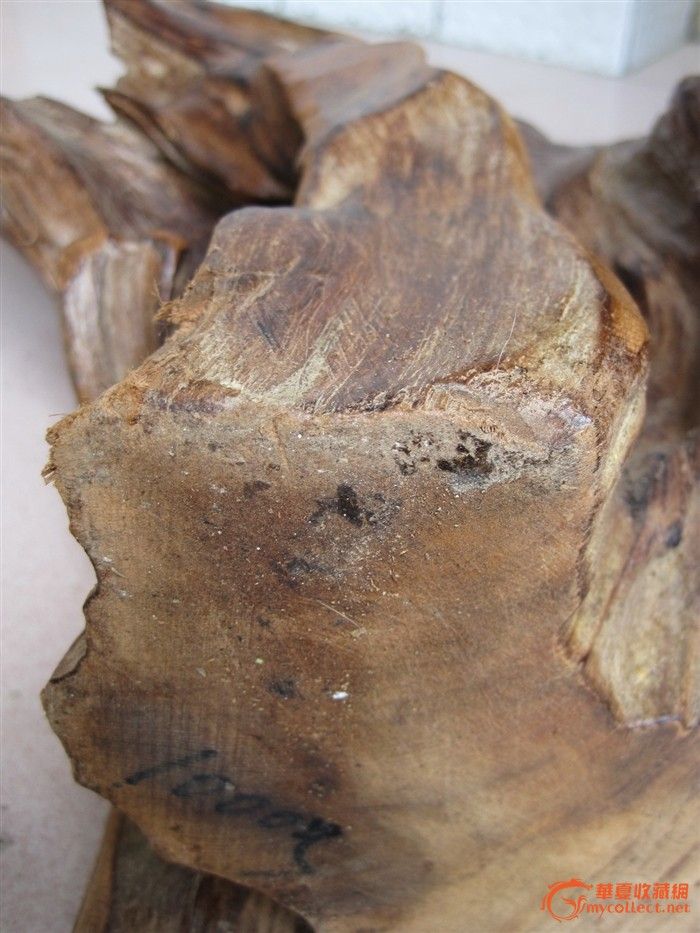 越南极品土沉香摆件