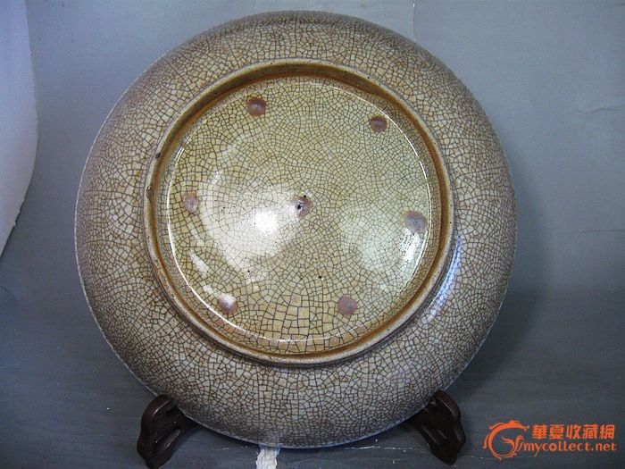 雍正哥窑碎瓷七星钉特大盘